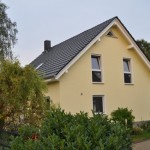 Haus strahlt Gelb - Unsere Aussenfassade Haus strahlt Gelb - Unsere Aussenfassade